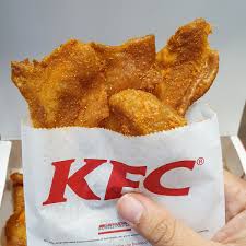 My oven fried chicken (kfc copycat) baking instead of frying was the goal and when you bake the chicken the skin renders the fat and gets crispy. Nchaojaro On Twitter Kfc In Thailand Sell Fried Chicken Skin Kfc Kfcfriedchickenskin
