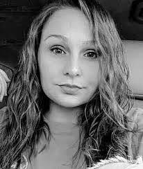 Tonya Madden's Instagram, Twitter & Facebook