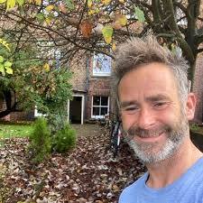 Hi lindsay I'm from south Wales in the UK 🇬🇧