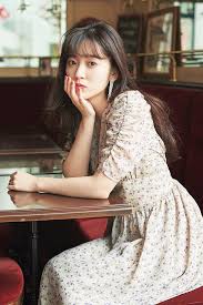 子どもっぽい は卒業 オトナ女子の 花柄ワンピース 着こなし方 ray 花柄ワンピース 女性 和服