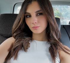 Sofia Flor's Instagram, Twitter & Facebook