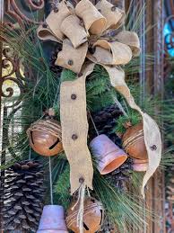 Learn how to make christmas decorations from an old fake christmas tree. How To Make A Christmas Swag Jdubbydesign