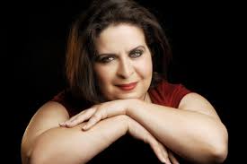 A musical feast with palatial backdrops