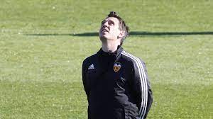 Diese statistik zeigt alle leistungsdaten von gary neville. Gary Neville Weirdest Thing I Ever Signed The Valencia Contract As Com