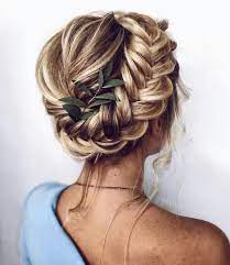 Cornrow braided hairstyles require a unique ability to braid hair close to the scalp to create cool designs and beautiful styles. Pin By Diytailverliebt On Sac Makyaj Hair Styles Gorgeous Hair Hair Inspiration