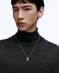 Meet Rocco Valentine: the NYC Creative Reshaping Overlooked Areas of the  Styling World