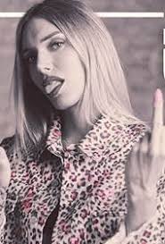 Las Uñas" Alex Saint (TV Episode 2020)