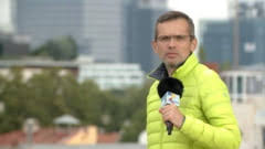 Pe www.adelinpetrisor.ro găsiți și reportaje din coreea de nord adelin petrisor. Adelin Petrisor