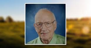 Eleanor Findlay's Instagram, Twitter & Facebook