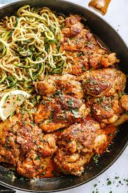 Lemon Garlic Butter Chicken And Zucchini Noodles Skillet Recipe Chicken Dinner Recipe Eatwell101