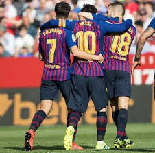 In de tribunes tekende een resem. Pin En Messi