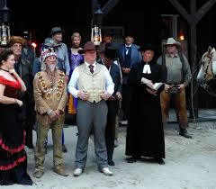 Heute abend mit katja riemann › starsontv. Simon Orrell The Indian Chief On Set In Elderado The Old Texas Cowboy Town In Berlin This Was A Scene For Tatort Weimar Der Holli Tatort Darsteller Weimar