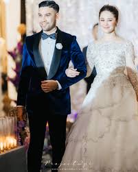 Pelakon emma maembong berkongsi berita gembira mengenai kehamilannya di instagram, hari ini. Foto A Night Of Stars Sekitar Resepsi Emma Maembong Shazli