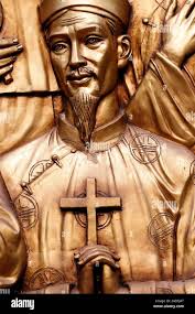 Basilique Notre Dame de La Vang. Prêtre vietnamien. La Vang. Le Vietnam  Photo Stock