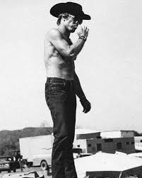 𝐑𝐨𝐛𝐞𝐫𝐭 𝐑𝐞𝐝𝐟𝐨𝐫𝐝, 𝟏𝟗𝟕𝟎. ——————————————————————————— # robertredford #redford #cowboy #actor #cool #badass #style #fashion  #hollywood #hat #cowboyhat #vintage #film #movie #classic #jean #oldschool  #oldschoolcool #sunglasses #shades #1970s ...