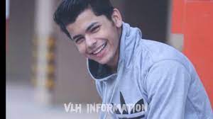Nampaknya kemudian telah terjadi perang perebutan kekuasaan selama dua tahun, di mana setidaknya salah seorang Si Ganteng Siddharth Nigam Pemeran Putra Mahkota Bindusara Di Chandra Nandini Antv Youtube