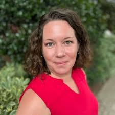 Lizzie Casey 🍎 (@lizzessons)