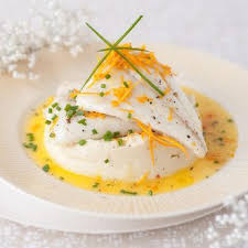 Turbot Au Beurre D Orange Et Puree De Celeri Au Lait De Coco Recettes Recette Recette De Turbot Recettes De Cuisine Recette