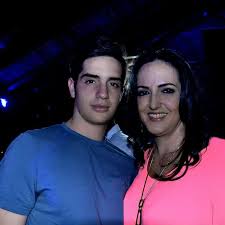 Senadora de la república de colombia. Maria Fernanda Cabal Con Mi Hijo Juan Jose Facebook