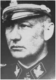 Au même moment, la division blindée ss das reich, basée près de montauban, se dirige vers le nord afin de mettre un terme à l'activité des maquis et de se jeter dans. Slagveld