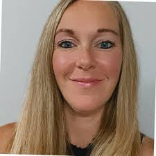 Recruiters/hiring managers please close the loop with people who have taken  the time to apply or interview with you (your company).