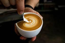 Du Liebst Kaffee Heute Zeigen Wir Dir 5 Zubereitungsarten Wie Du Dir Zuhause Selber Fantastischen Kaff Cappuccino Rezepte Fur Shakes Cappuccino Selber Machen