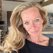 Dragons' Den star sues architects over her £2.5m mansion after  state-of-the-art dream home was built full of snags and remains unfinished  three years later