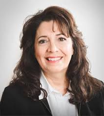 Sylvia Cantu's Instagram, Twitter & Facebook