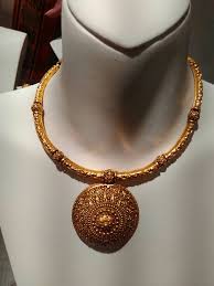 Tanishq Divyam Collection Tanishq Jewellery Beautiful Gold Necklaces Bridal Jewelry Necklace