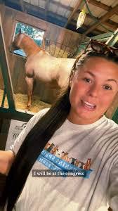 Isabelle Waldron's Instagram, Twitter & Facebook