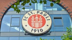 There are also all fc st. Fc St Pauli Streicht Etat Massiv Zusammen Ndr De Sport Fussball