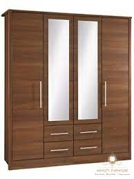 Ciri khas dari model ini adalah menggunakan bahan kayu cukup kokoh. Lemari Pakaian Minimalis Modern Jepara Miniuty Furniture