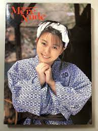 坂巻かおり写真集 Mere Nude 1円(さ行)｜売買されたオークション情報、Yahoo!オークション(旧ヤフオク!) の商品情報をアーカイブ公開  - オークファン（aucfan.com）