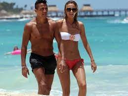 / arsenal and chilean national. Offbeat Alexis Sanchez Unwinds In Mexico Germany S Gotze In Ibiza Futbolita