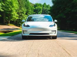 In diesem beitrag erfährst du, wann es sich lohnt, ein auto zu mieten, welcher wagen der richtige für deinen trip ist. Tesla Mieten In Darmstadt Wee Cars E Auto Vermietung
