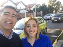 Abogado, ex oficial de carabineros y político de renovación nacional. Mario Desbordes Jimenez En Twitter Desde Temprano Con Nuestra Candidata A Core Macarena Escala Entregando Informacion A Los Vecinos De Quilicura En Avenida O Higgins Rnchile Https T Co Orbulrikpd