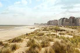 It is bordered by the netherlands to the north, germany to the east, luxembourg to the southeast, france to the southwest. Urlaub Am Meer Die 6 Schonsten Strande In Belgien Reisewelt