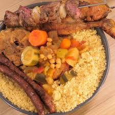 Couscous Royal Agneau Poulet Merguez Recette Recettes Couscous Recettes De Cuisine Couscous Royal Recette