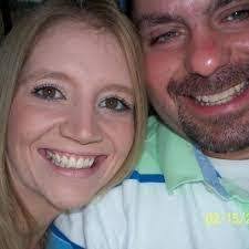 Kelly Tuten's Instagram, Twitter & Facebook