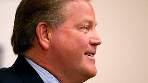 Jack Swarbrick should take time to replace Brian Kelly at Notre Dame