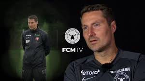 Voici le profil de l'entraîneur : Portraet Af Cheftraener Brian Priske Youtube