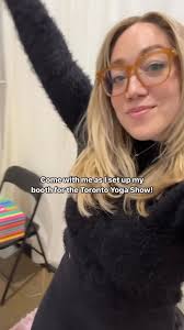 Come set up Stephanie Chinn's booth at the Toronto Yoga Conference and Show  with her! 😍🥰, Don't miss out