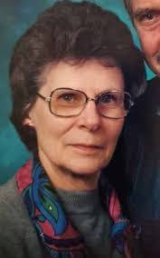 Hazel Bragg's Instagram, Twitter & Facebook