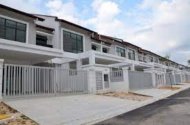 Apakah harus atas nama suami, atau bisa atas nama istri? Bolehkah Saya Beli Rumah Letak Nama Anak Bawah Umur Dalam Geran Majalah Labur