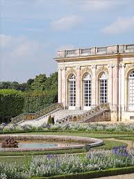 Le Grand Trianon Versailles Chateau Versailles Versailles Paris At Night