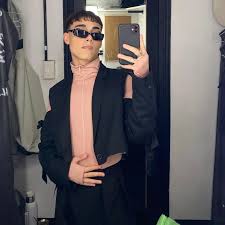 Algo de lo que fue de ayer de nuestra segunda fecha del show del  #camaleontour en el @teatroregina 🩷 Agradecido,contento,pleno y amado con  vos @facumazzei por dejarme formar parte de este increíble