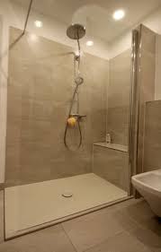 Komfortable Geraumige Walk In Dusche Cool Furniture Designs Badezimmer Dusche Walk In In 2020