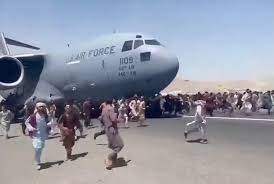 Now there are reports of a kabul plane landing at qatar airport. Lpw9ado1wdnykm