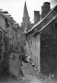 It is one of the les plus beaux villages de france (most beautiful villages of france). Mairie De Saint Come D Olt La Commune De Saint Come D Olt Et Son Village 12500