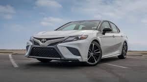 Who makes the best v6 engine, car review with scotty kilmer. Toyota Camry Xse Vs Lexus Es Is The Luxury Nameplate Necessary News Cars Com
